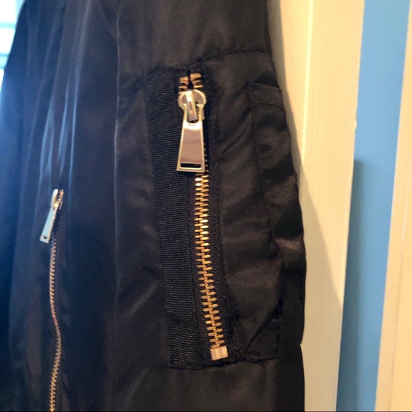 NWOT Zara Black Bomber Jacket with Gold Detailing - Picture 2 of 3